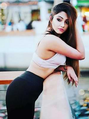 Noida Escort Service - Prachi Dey